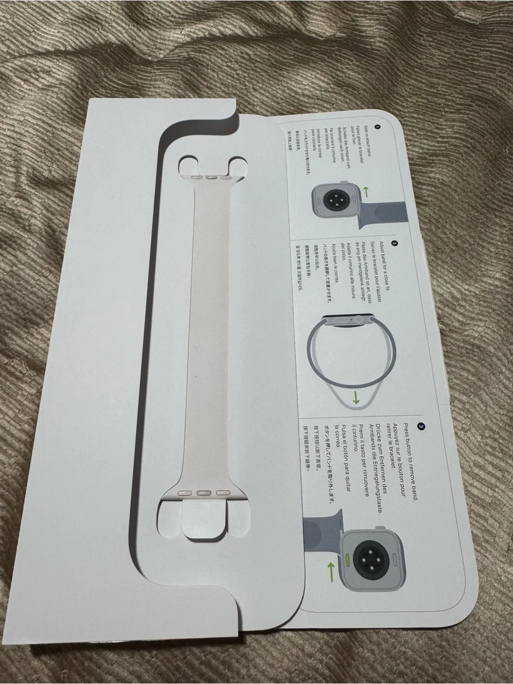 Apple Watch band 42mm Light Blush Solo Loop - Size 7 Excellent condition. NWOT